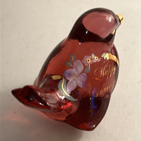Fenton hand painted ruby red glass bird - Picture 2 of 8